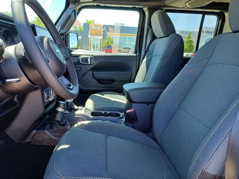 New 2026 Jeep Wrangler Unlimited Sport AWD/4WD image 8
