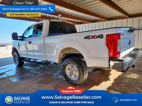 Used 2018 Ford F250 XL w/ Power Equipment Group image 3