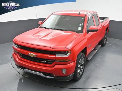 Used 2019 Chevrolet Silverado 1500 LT w/ Texas Edition AWD/4WD image 11