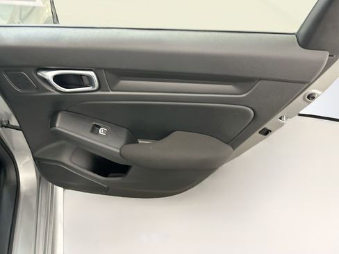 Used 2025 Honda Civic Sport image 30