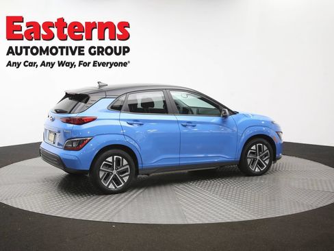 Used 2023 Hyundai Kona SE w/ Cargo Package FWD image 41