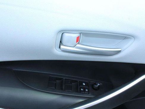 Certified 2024 Toyota Corolla SE image 15