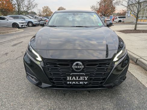 Used 2023 Nissan Altima 2.5 SV image 3