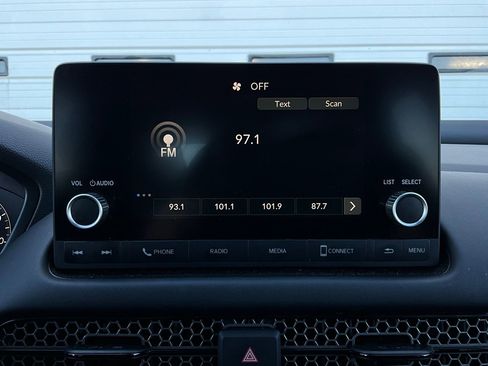 Used 2025 Honda HR-V Sport image 27