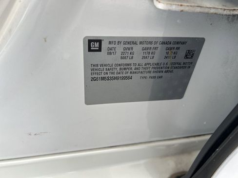 Used 2017 Cadillac XTS Luxury image 43