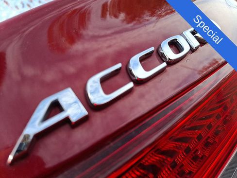 Used 2021 Honda Accord EX-L image 31