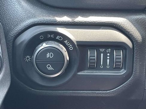 Used 2022 Jeep Gladiator Mojave w/ Cold Weather Group AWD/4WD image 27