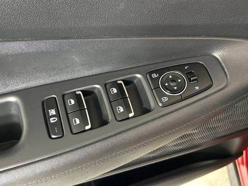 Used 2020 Hyundai Santa Fe SEL FWD image 15