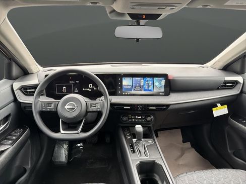 New 2026 Nissan Kicks SV image 5