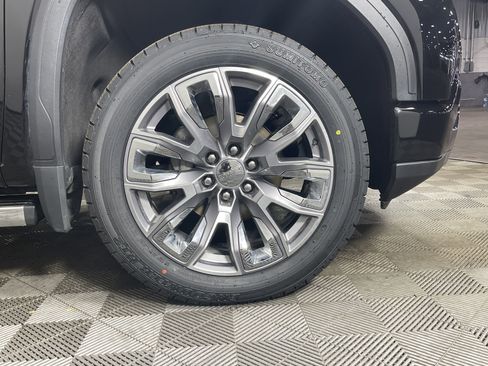 Used 2024 GMC Sierra 1500 Denali w/ Denali Reserve Package image 10