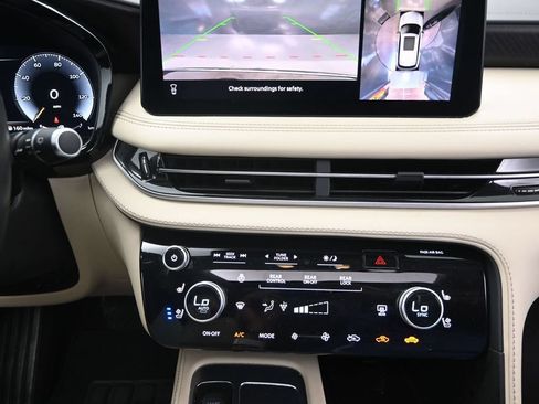 Certified 2023 INFINITI QX60 Sensory w/ Cargo Package AWD/4WD image 29