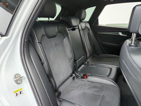 Used 2023 Audi SQ5 Prestige image 31