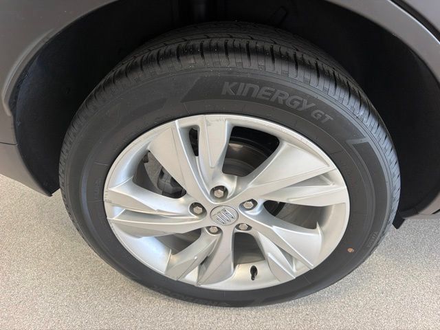 Used 2024 Buick Encore GX Preferred FWD image 5