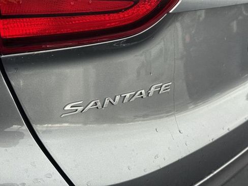 Used 2019 Hyundai Santa Fe SEL image 30