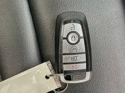 Used 2022 Ford Edge SEL w/ Convenience Package AWD/4WD image 34