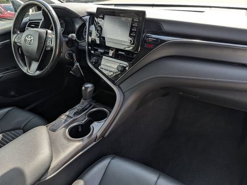 Used 2024 Toyota Camry SE FWD image 31