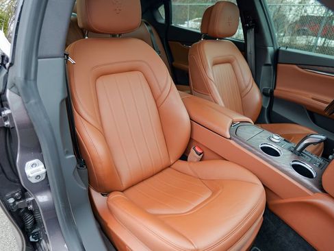 Certified 2023 Maserati Quattroporte Modena Q4 AWD/4WD image 37