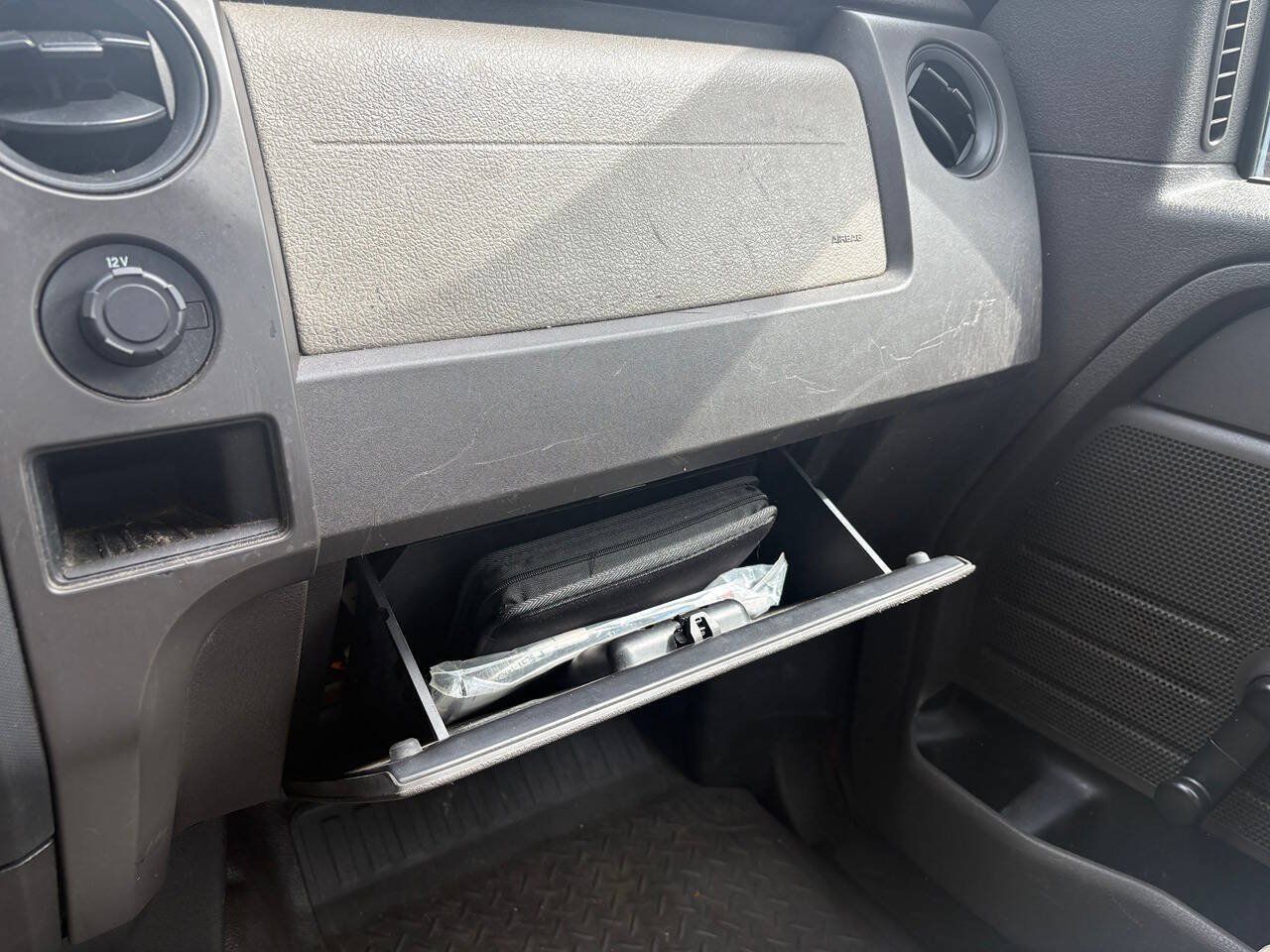 Used 2009 Ford F150 STX RWD image 11