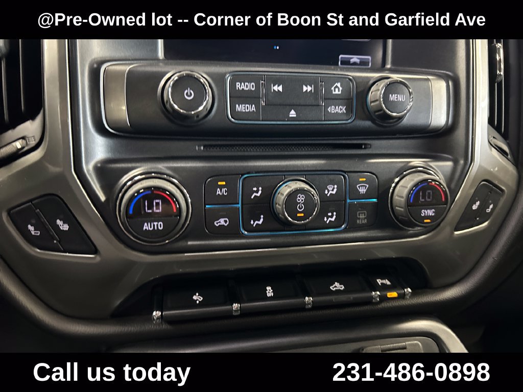 Used 2018 Chevrolet Silverado 1500 LT w/ All Star Edition AWD/4WD image 19