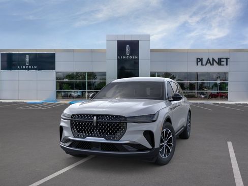 New 2026 Lincoln Nautilus Premier AWD/4WD image 2