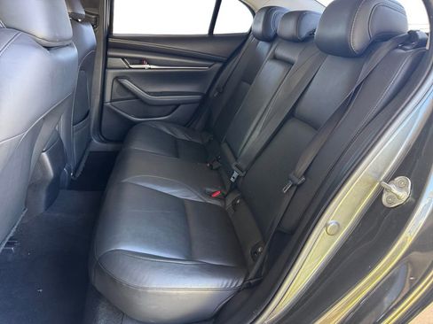 Used 2021 MAZDA MAZDA3 s FWD image 16