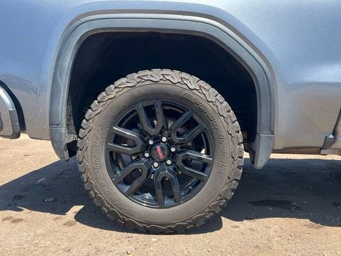 Used 2021 GMC Sierra 1500 Elevation w/ X31 Off-Road Package AWD/4WD image 12