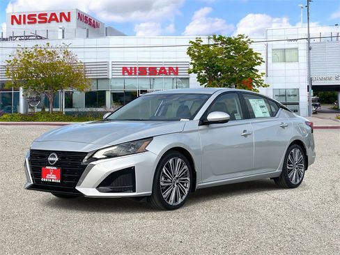 New 2025 Nissan Altima 2.5 SL image 1