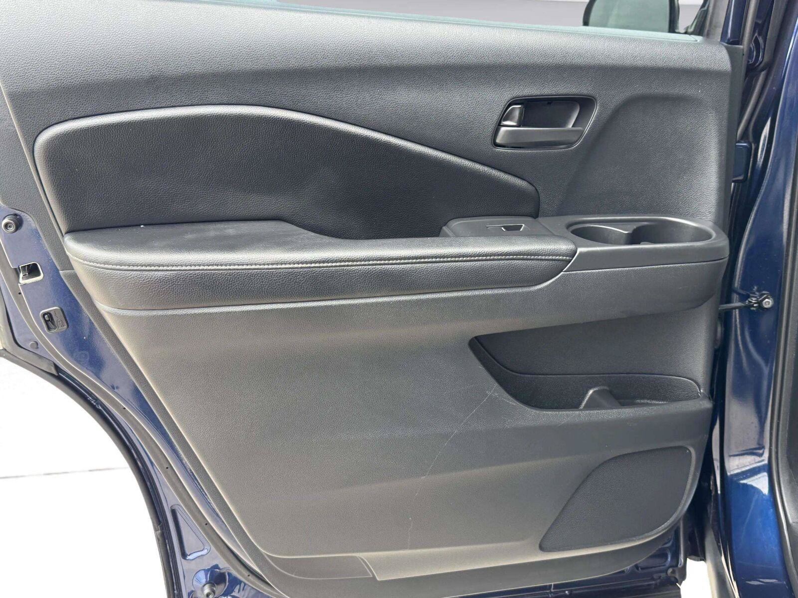 Used 2022 Honda Passport EX-L image 37