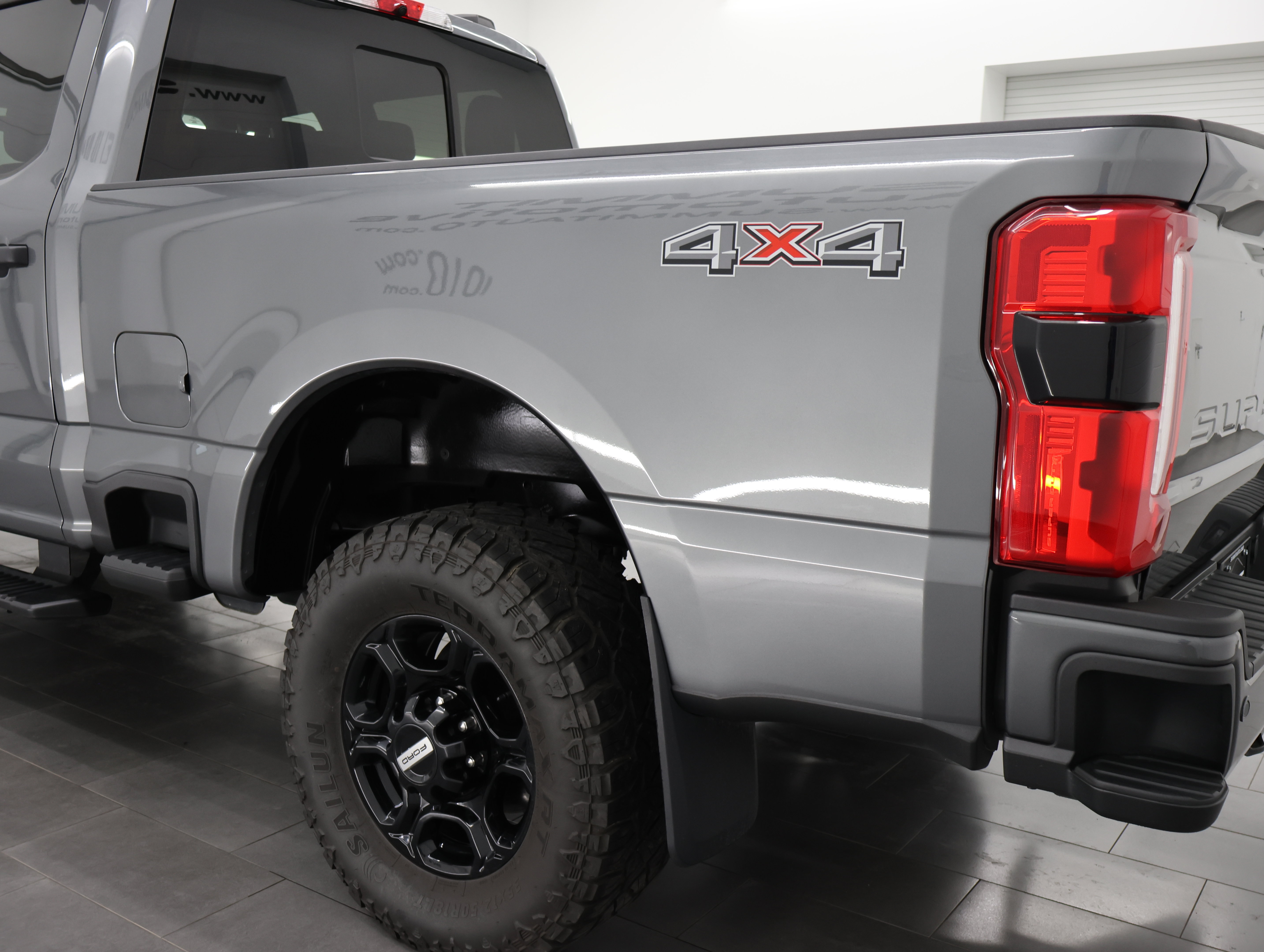 Used 2024 Ford F250 4x4 Crew Cab Super Duty image 33