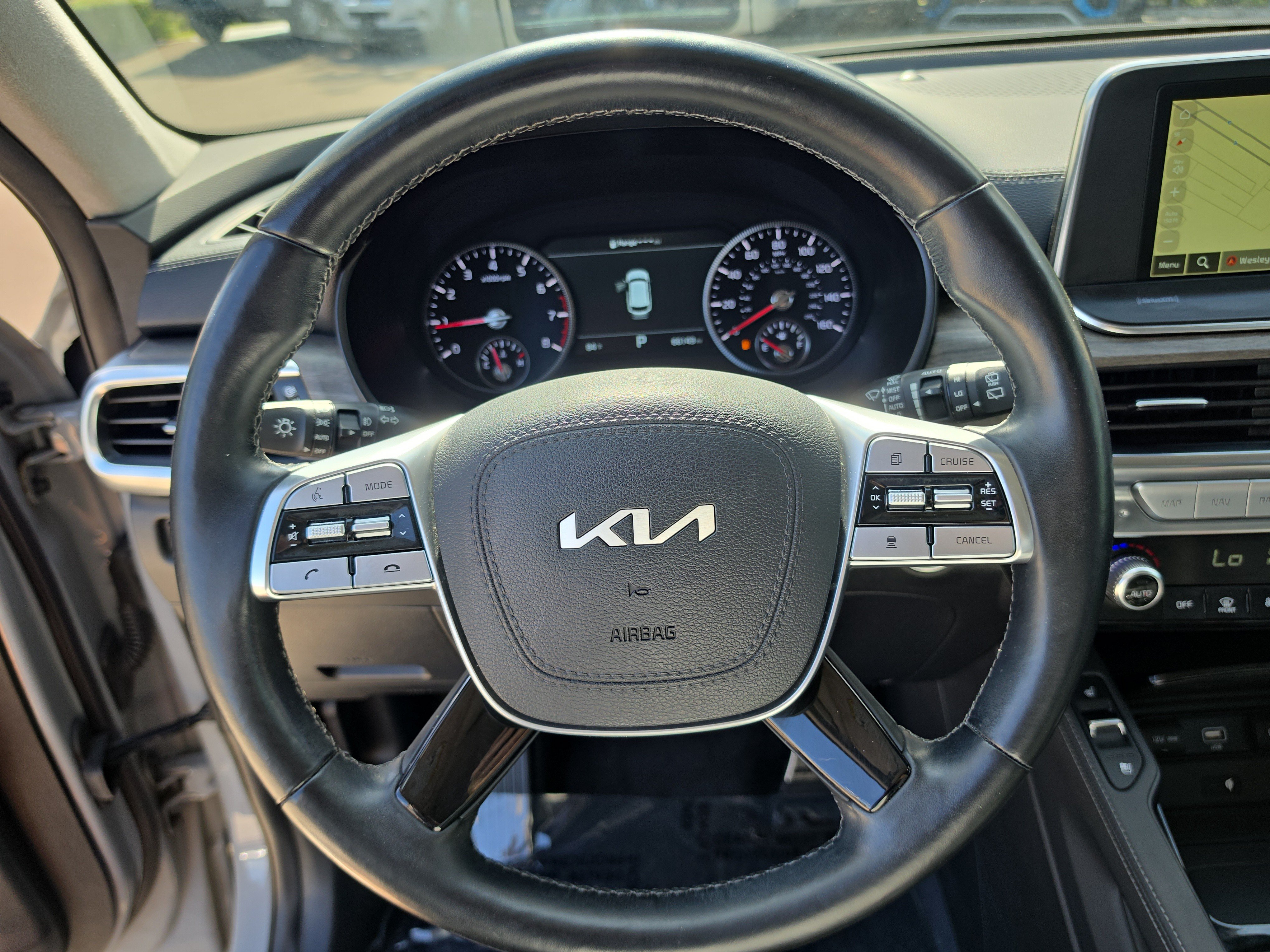 Certified 2022 Kia Telluride SX w/ SX Prestige Package AWD/4WD image 30