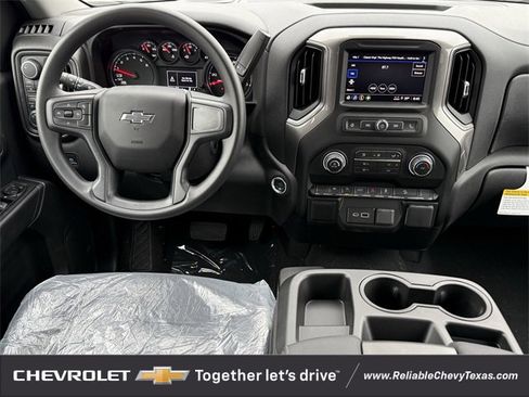 New 2026 Chevrolet Silverado 1500 Custom Trail Boss w/ LPO, Dark Essentials Package image 15