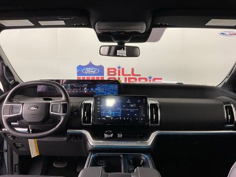 New 2026 Ford Expedition Max Platinum image 20