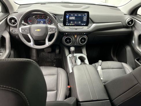 Certified 2024 Chevrolet Blazer LT w/ Midnight/Sport Edition AWD/4WD image 4