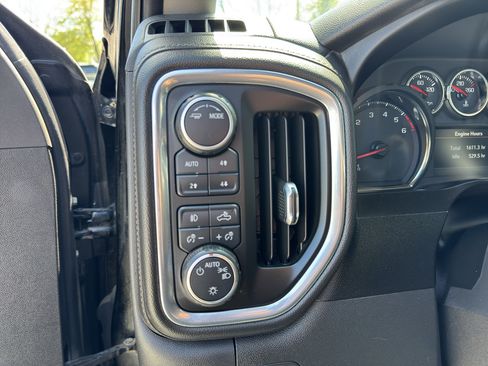 Used 2020 Chevrolet Silverado 1500 RST w/ All-Star Edition AWD/4WD image 12