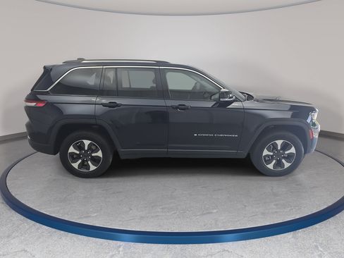 Used 2022 Jeep Grand Cherokee Limited 4xe AWD/4WD image 4
