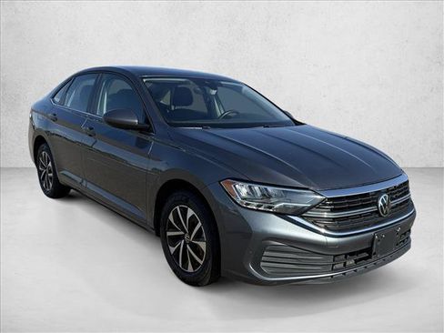 Used 2024 Volkswagen Jetta S FWD image 3