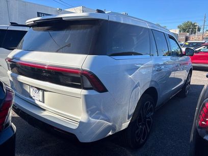 New 2026 Lincoln Navigator Reserve
