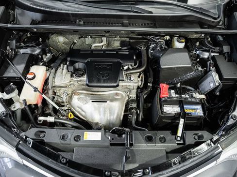 Used 2016 Toyota RAV4 LE image 17