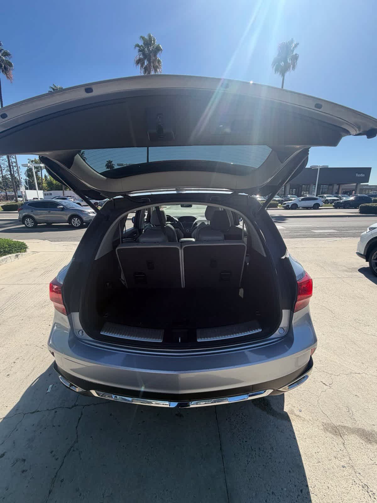 Used 2018 Acura MDX w/ Technology Package FWD image 10