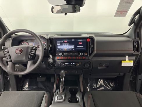 New 2026 Nissan Frontier PRO-4X w/ Pro-4x Convenience Package image 39
