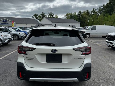 Used 2022 Subaru Outback Limited image 6