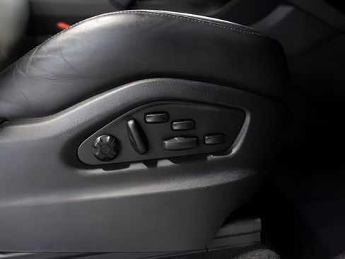 Used 2023 Porsche Cayenne Coupe AWD/4WD image 98