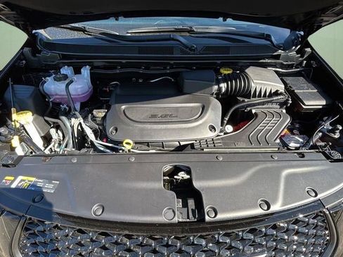 New 2026 Chrysler Pacifica Limited w/ S Appearance Package FWD image 13