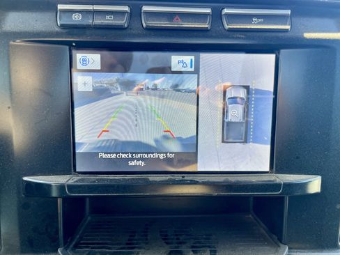 Used 2023 Ford F350 XLT w/ 360-Degree Camera Package image 17