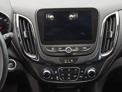 Certified 2022 Chevrolet Equinox RS w/ RS Leather Package image 10