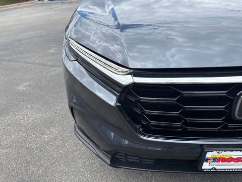 Certified 2025 Honda CR-V EX image 41