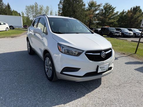 Used 2019 Buick Encore Preferred AWD/4WD image 7