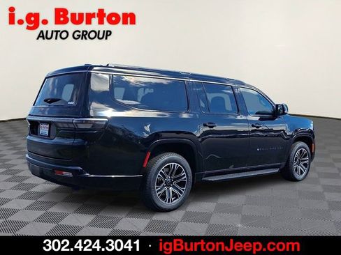 New 2026 Jeep Grand Wagoneer L 4WD image 4