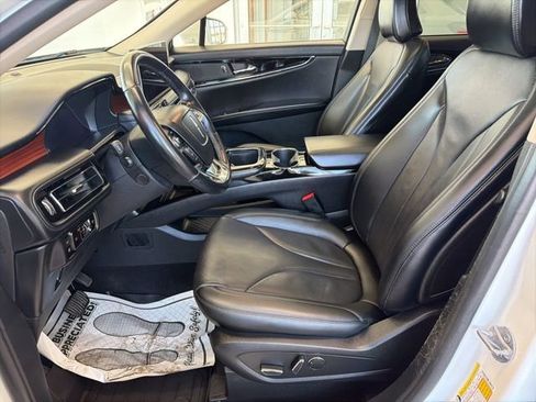 Used 2023 Lincoln Nautilus Reserve image 19