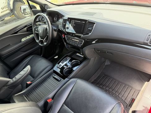 Used 2023 Honda Passport Elite image 15
